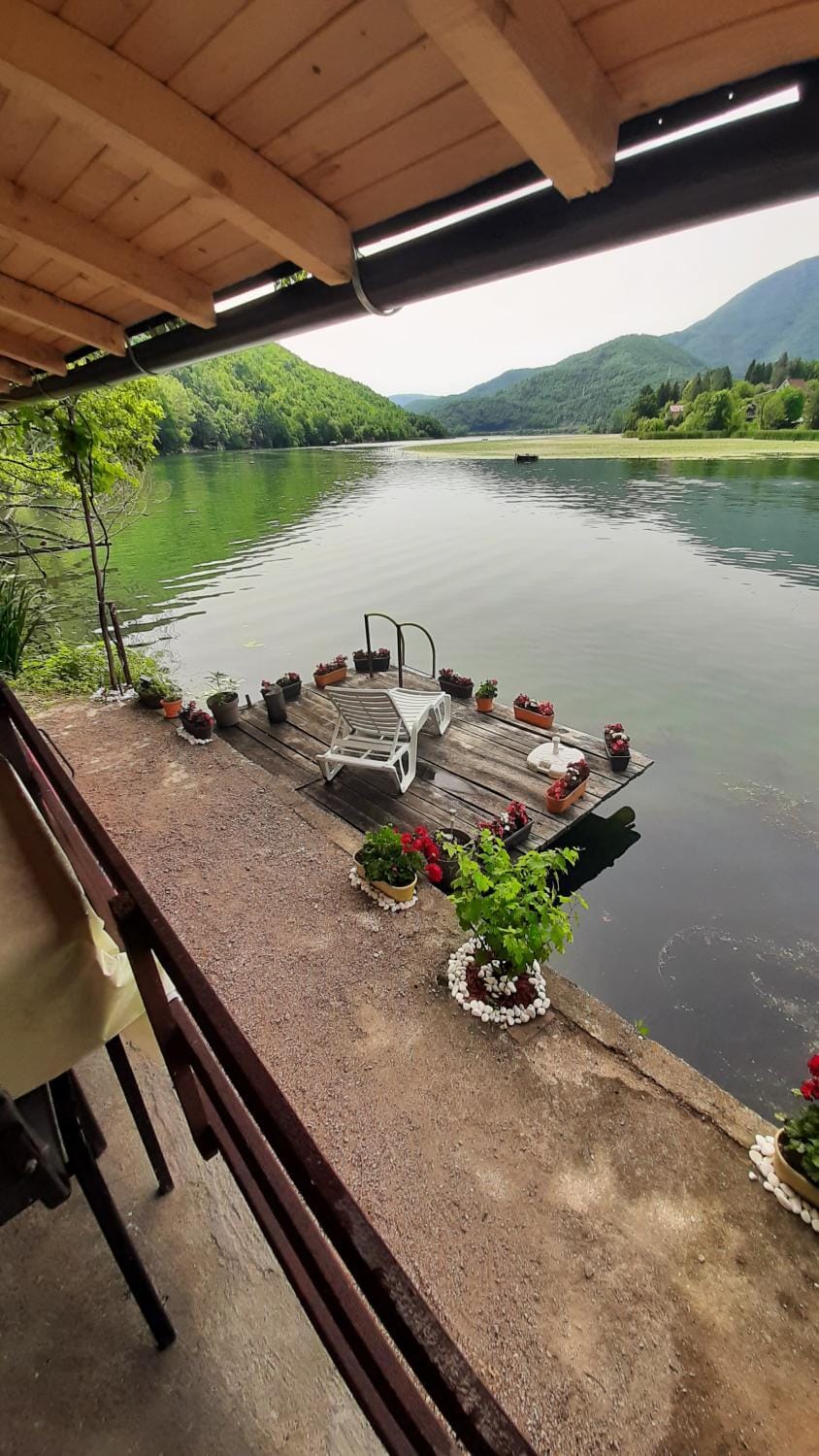 Day, Natural landscape, Lake view, Mountain view, River view