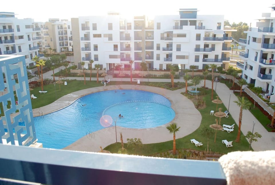 Super appartement vue sur piscine et la plage Apartment in Tangier-Tétouan-Al Hoceima