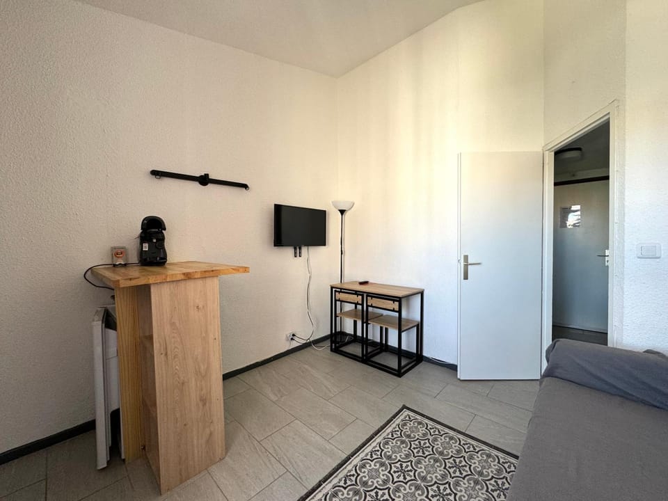 Communal lounge/ TV room, TV and multimedia, Kitchen or kitchenette