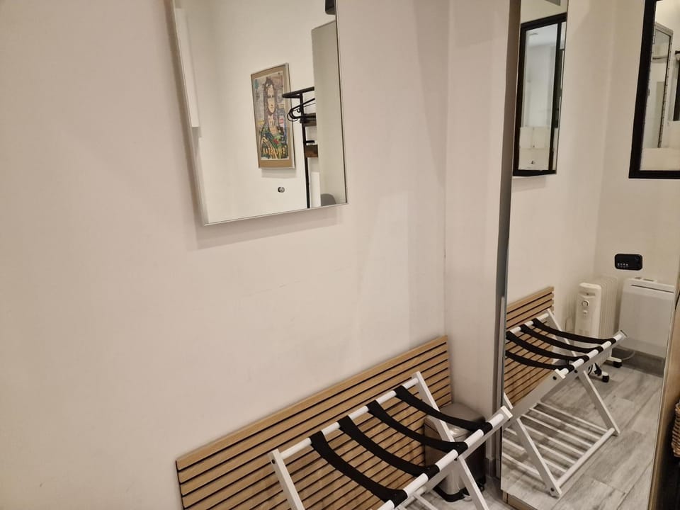 Studio de charme Paris Champs Elysees Apartment in Paris