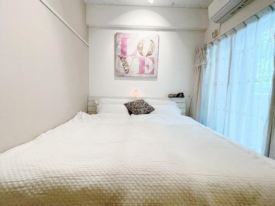 Bed, soundproof