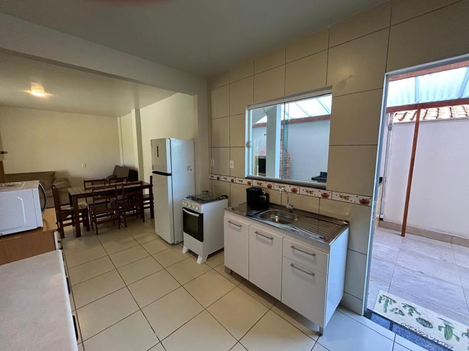 Dining area, oven, stove