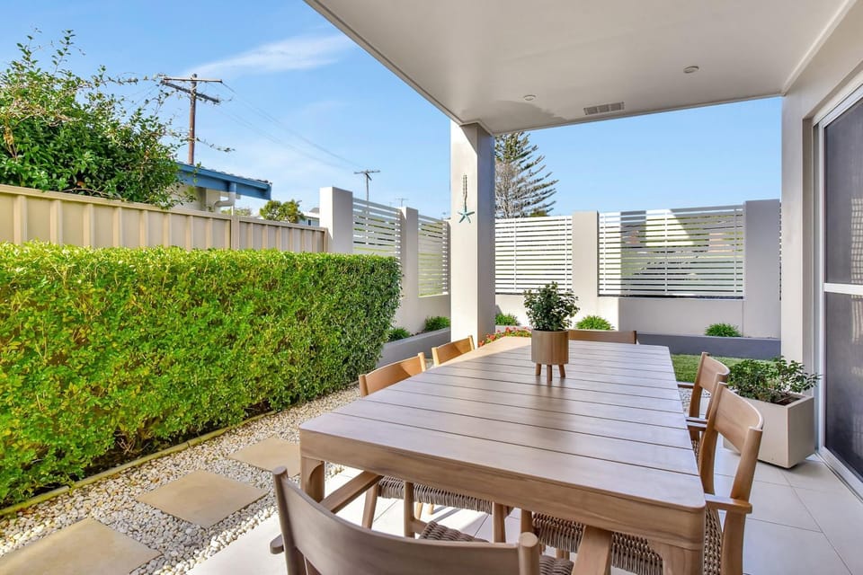 Fingal Bay Retreat House in Fingal Bay