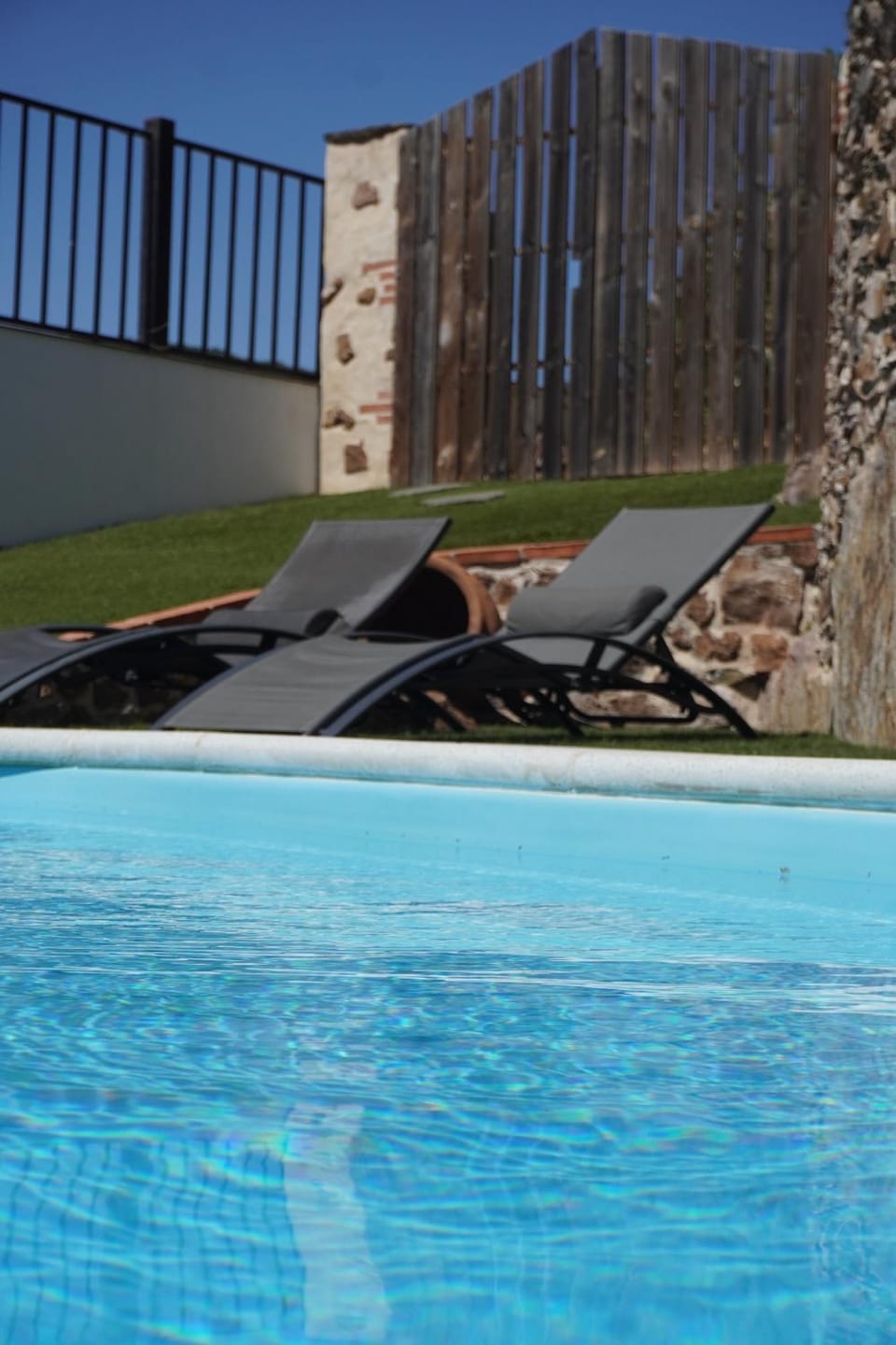 Pool view, Swimming pool, sunbed