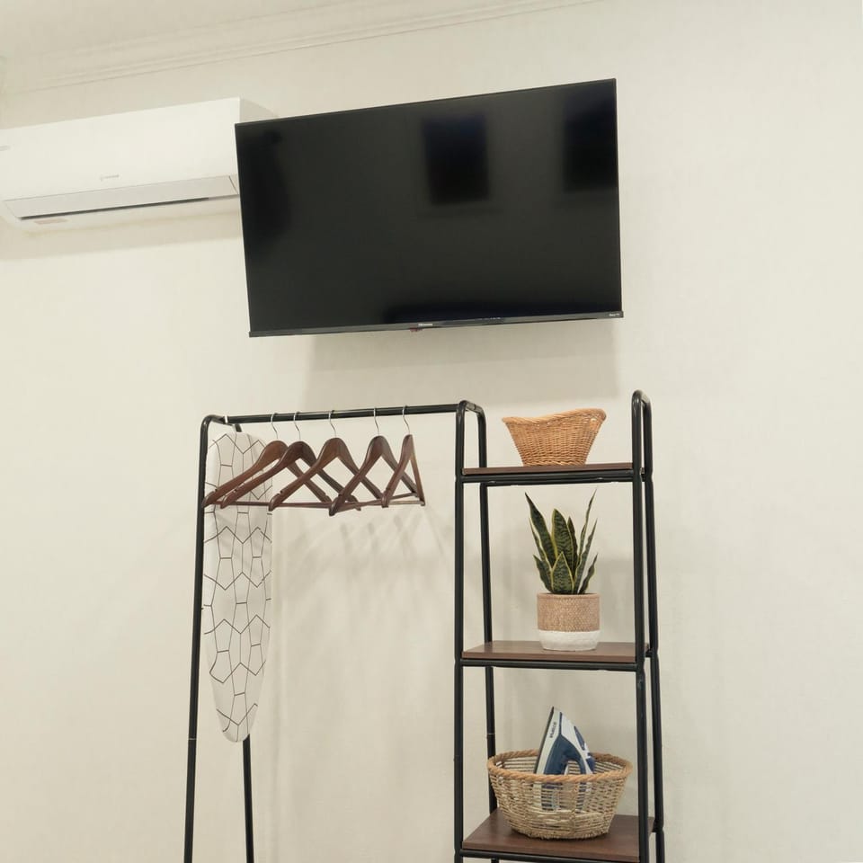 TV and multimedia, wardrobe