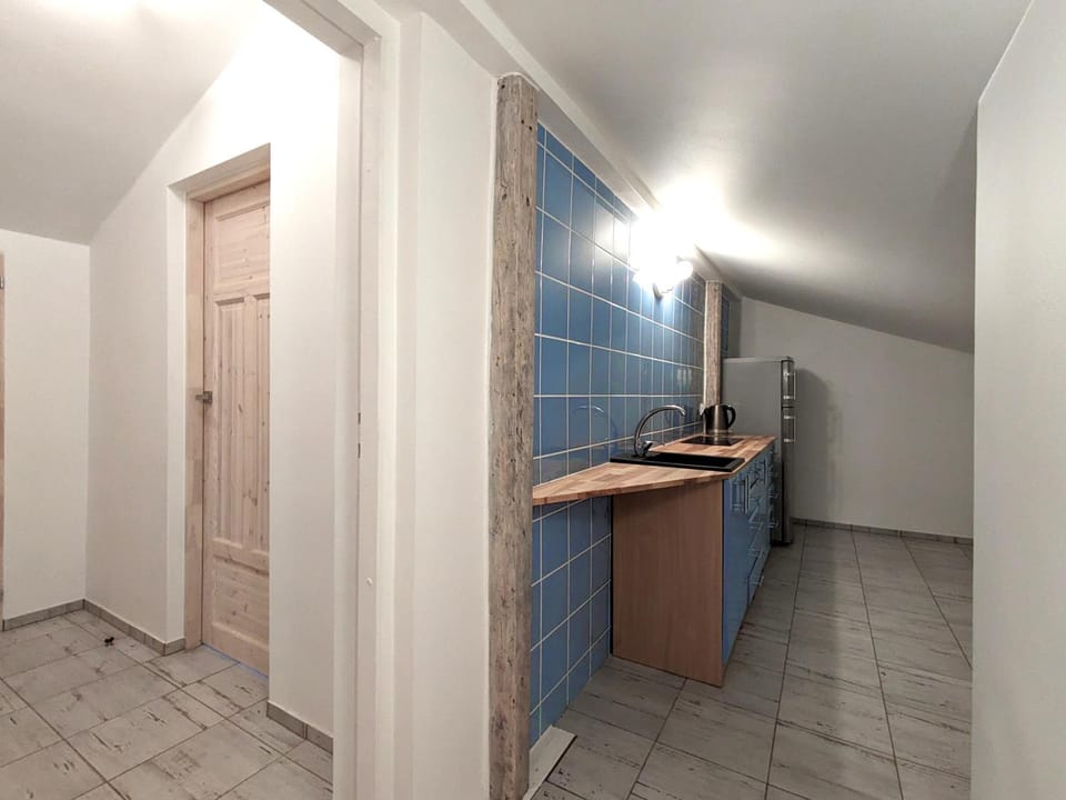 Kitchen or kitchenette, oven, stove, kitchen