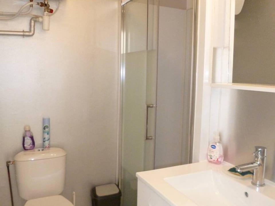 T1 avec Loggia, Clim, proche Thermes - FR-1-571-60 Apartment in Balaruc-les-Bains