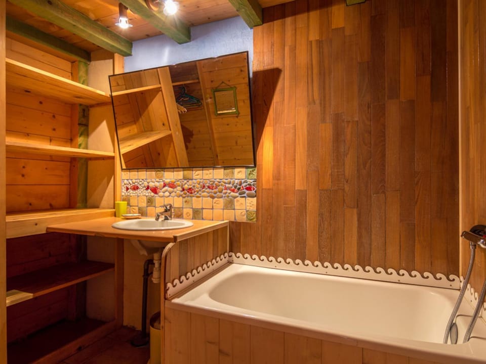 Loft rénové avec climatisation et jardin à Mèze - FR-1-604-49 Apartment in Mèze