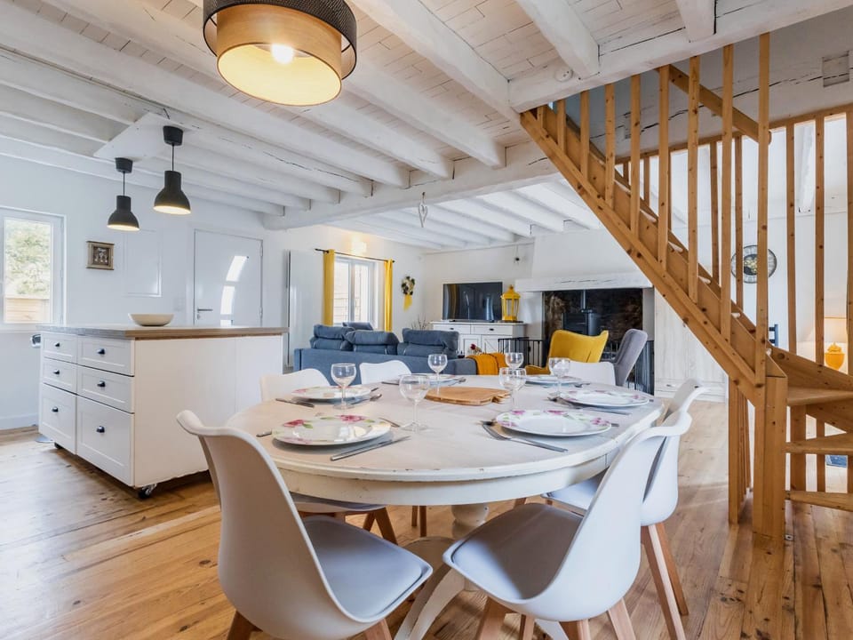 Chaumière au calme avec terrasse, à 9 km des plages, 3 chambres, parking privé et équipements bébé. - FR-1-306-1276 House in Pays de la Loire