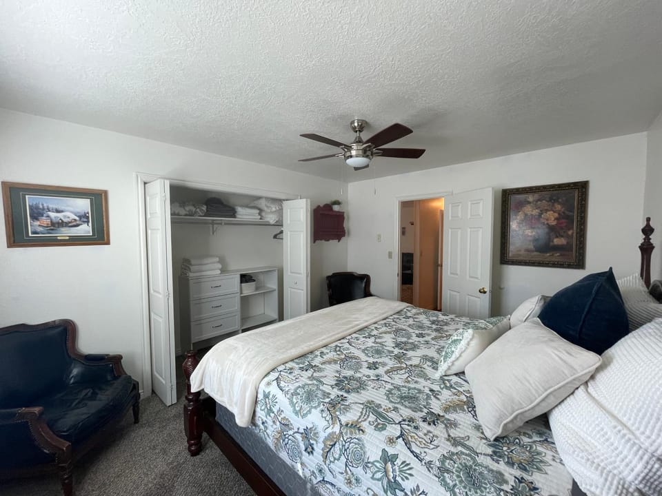 Zion Cottage Glendale House in Glendale