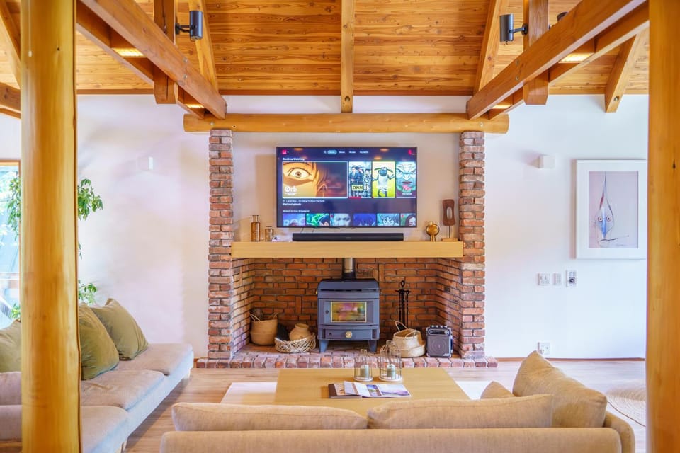 TV and multimedia, Living room
