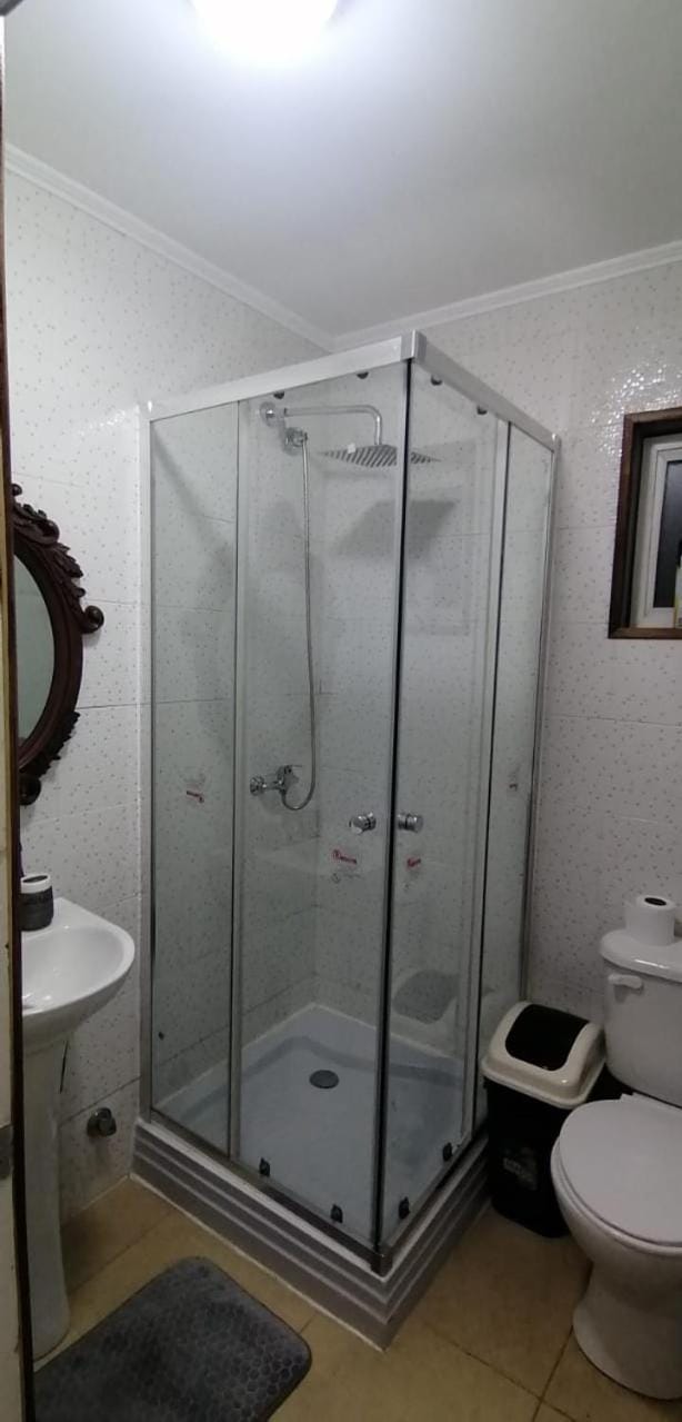 Shower, Toilet, Bathroom