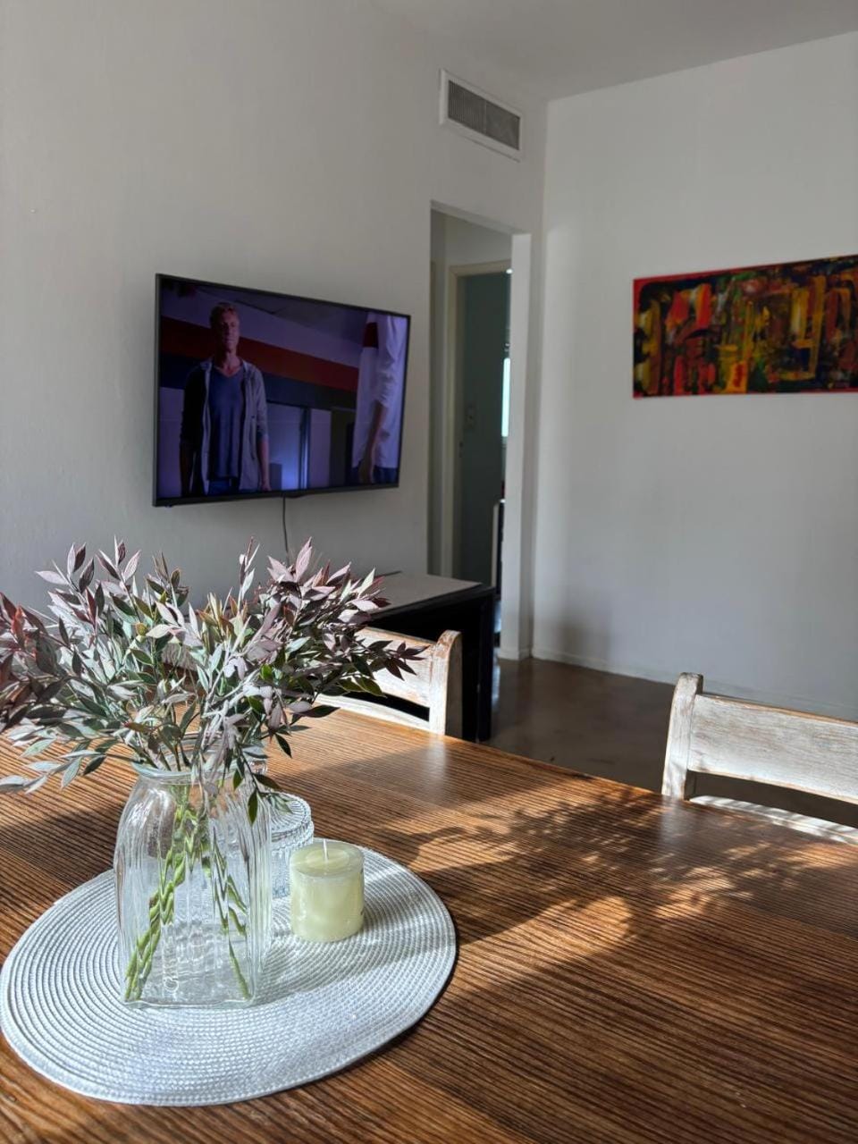 TV and multimedia, Living room, Dining area