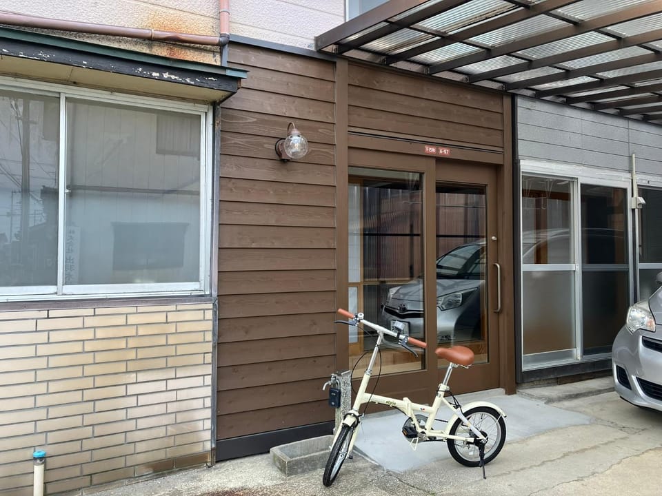 Property building, Day, Cycling