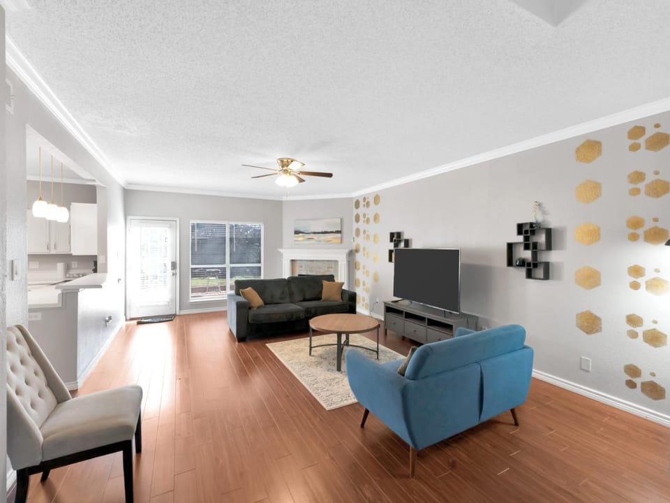 Communal lounge/ TV room, Living room