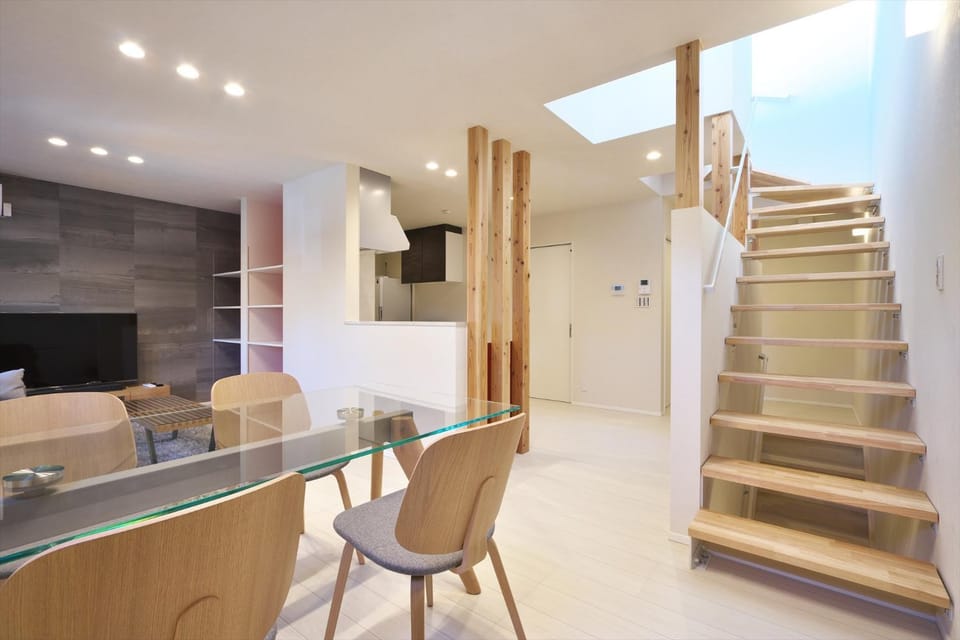 TV and multimedia, Dining area
