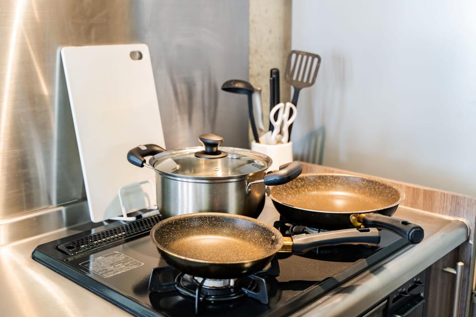 Kitchen or kitchenette, stove