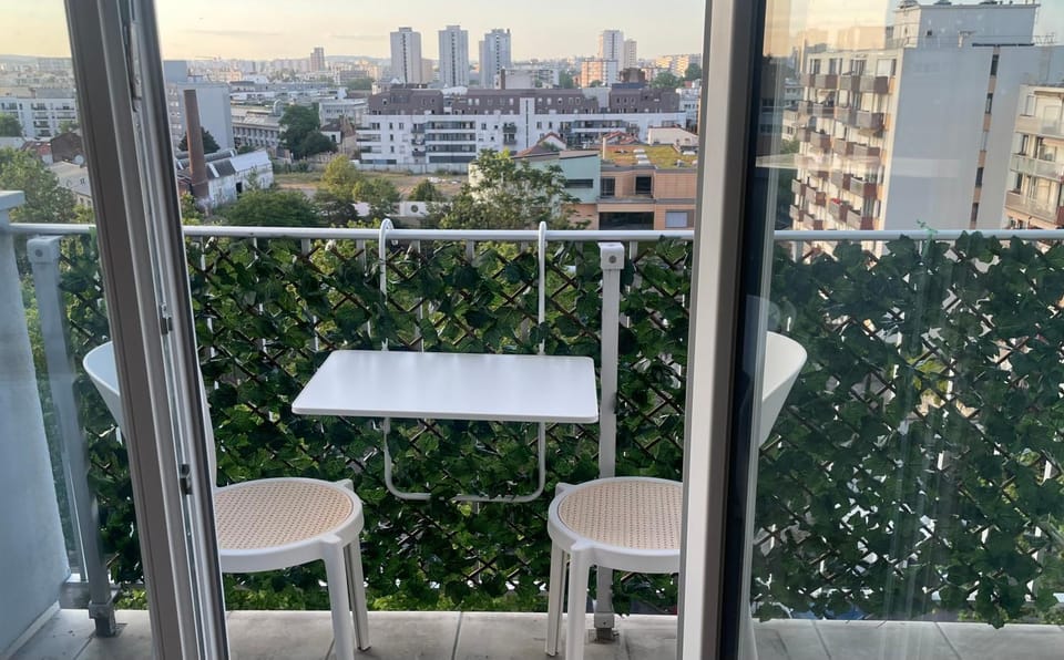 Studio D Paris Apartment in Aubervilliers