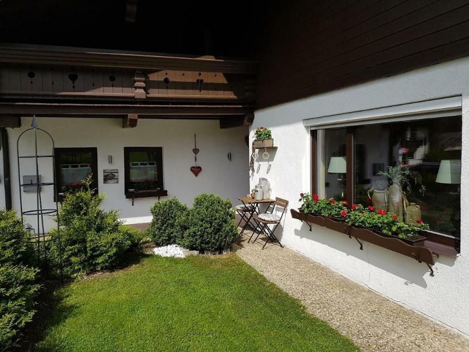 Patio, Garden view