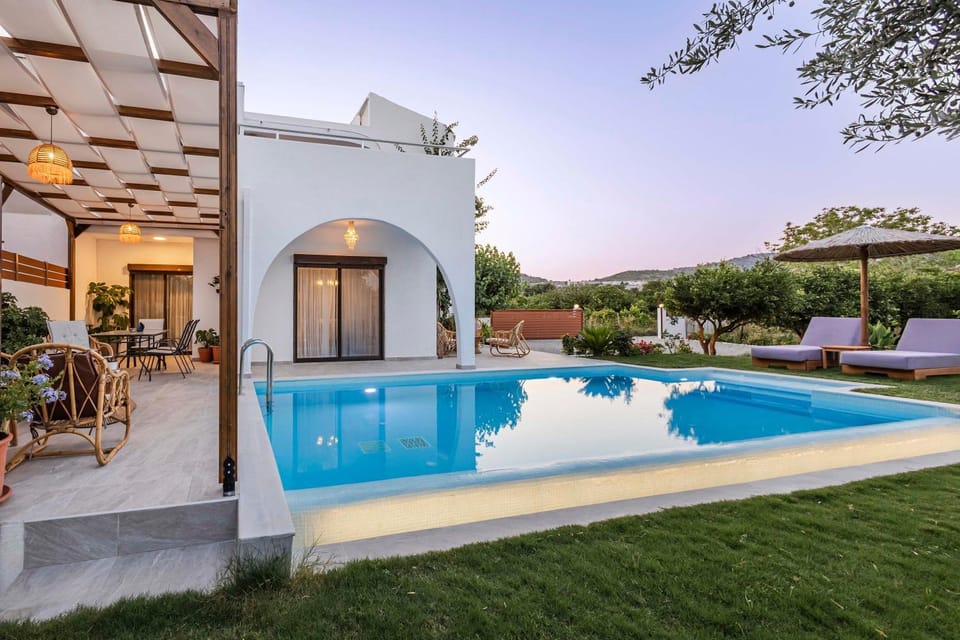 Natural landscape, Pool view, sunbed