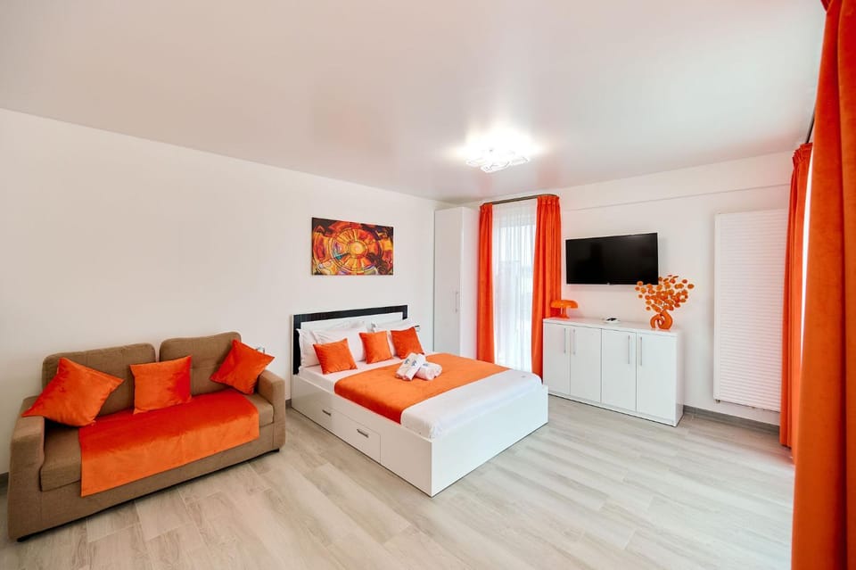 Bed, TV and multimedia, Photo of the whole room