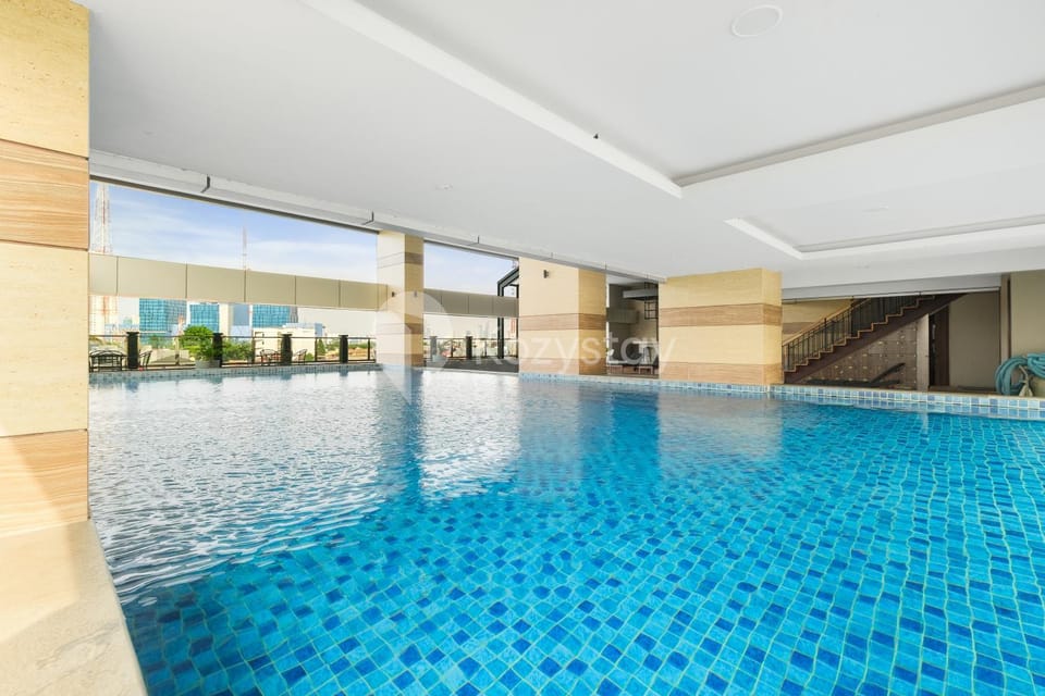 Property building, Swimming pool