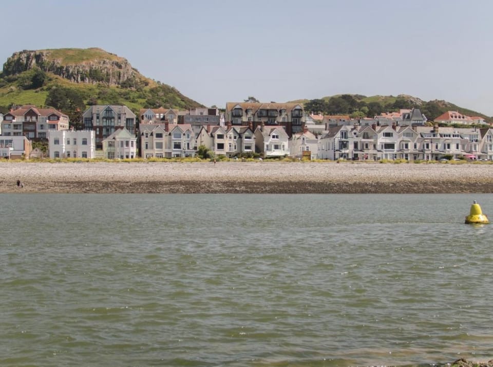 The Mooring Deganwy Apartment in Deganwy