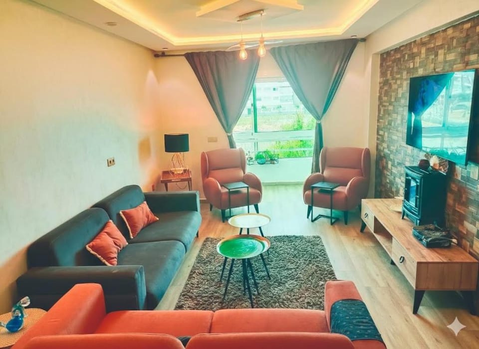 Residence Luxueuse avec 2 Piscines à Harhoura Temara proximité plages princesses & Sables d'Or Apartment in Rabat-Salé-Kénitra