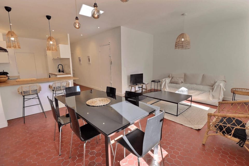 Spacious T3 in the heart of Marseille Apartment in Marseille