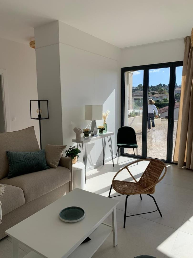 Maisonnette with swimming pool Apartment in Cagnes-sur-Mer