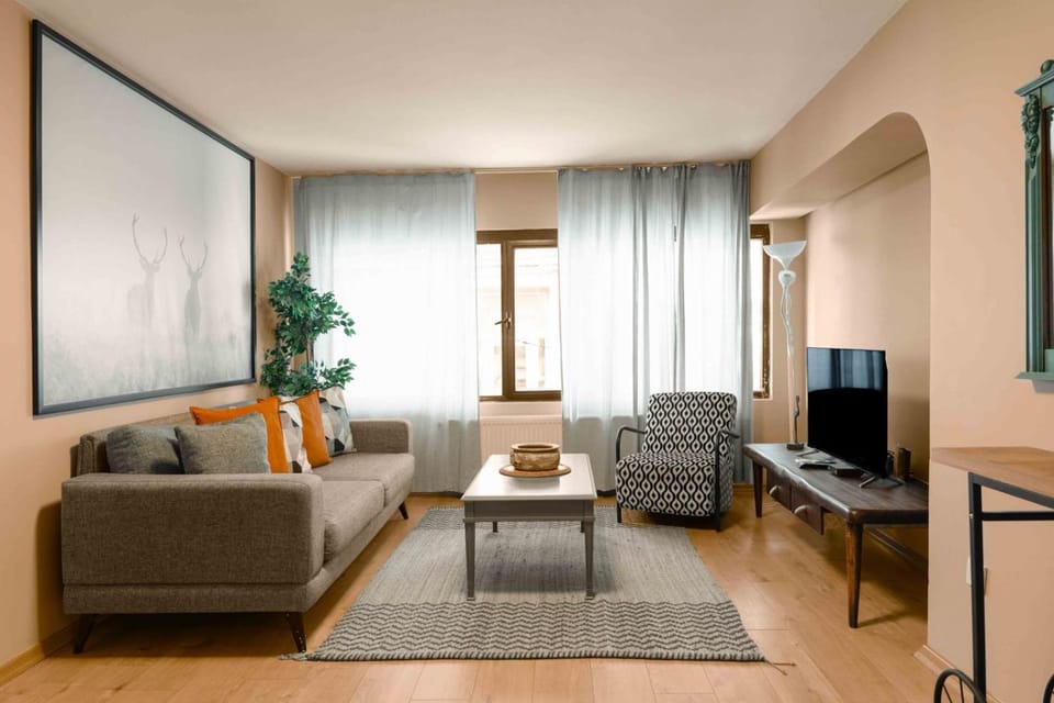 Charming Cozy 2bed1bath Shoreline Bebek! #95 Apartment in Istanbul