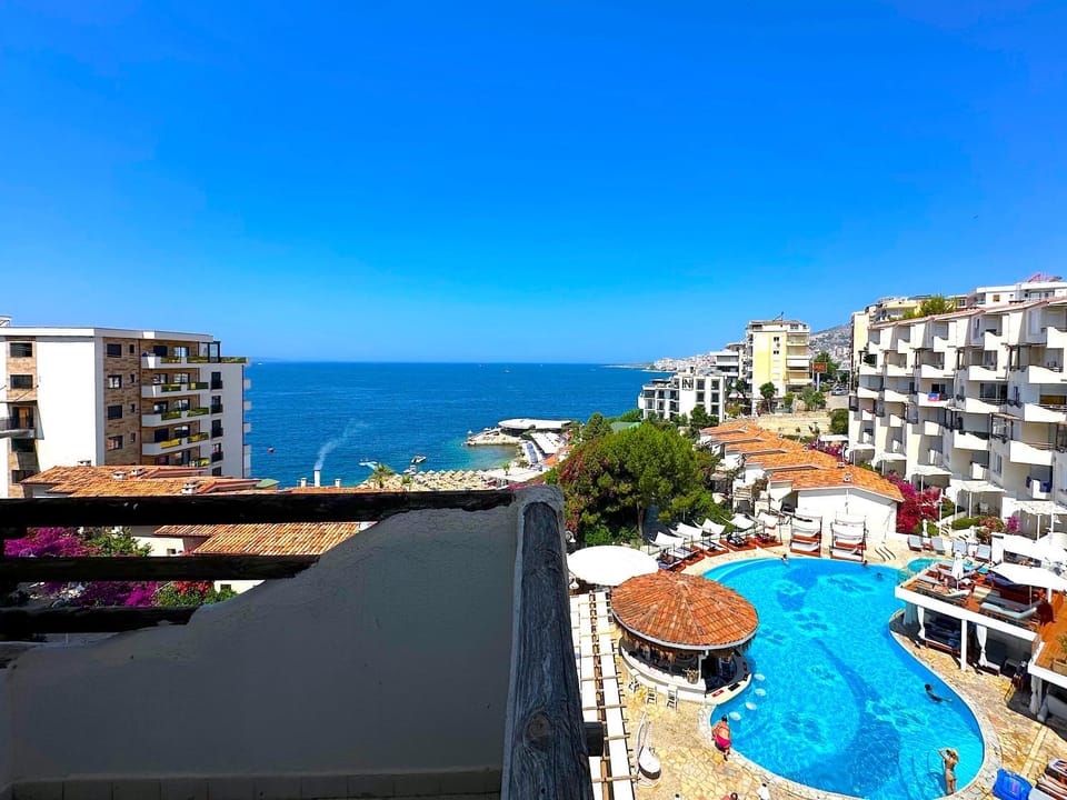 Day, Bird's eye view, Balcony/Terrace, Beach, City view, Pool view, Sea view, Swimming pool, Swimming pool, Location, sunbed