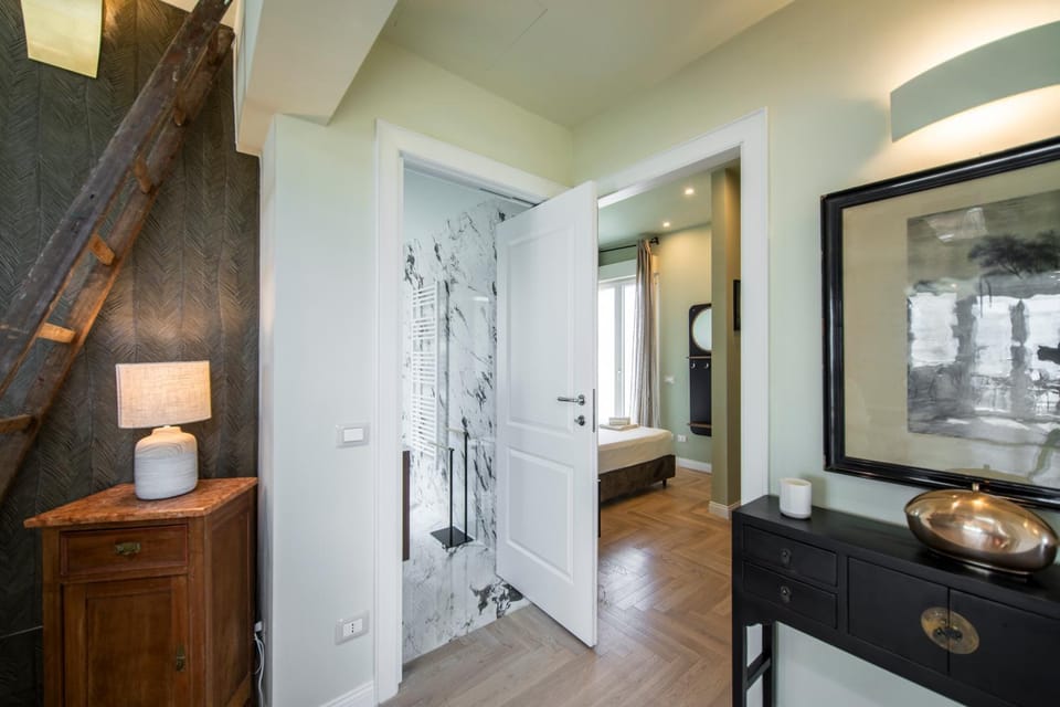 Bathroom, Bedroom