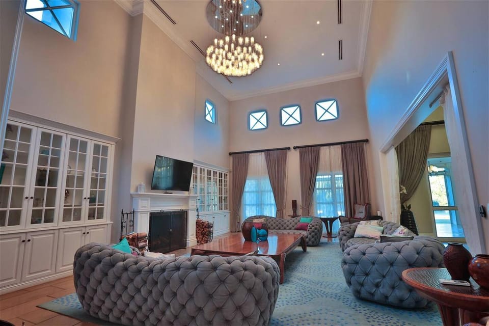 TV and multimedia, Living room, Seating area