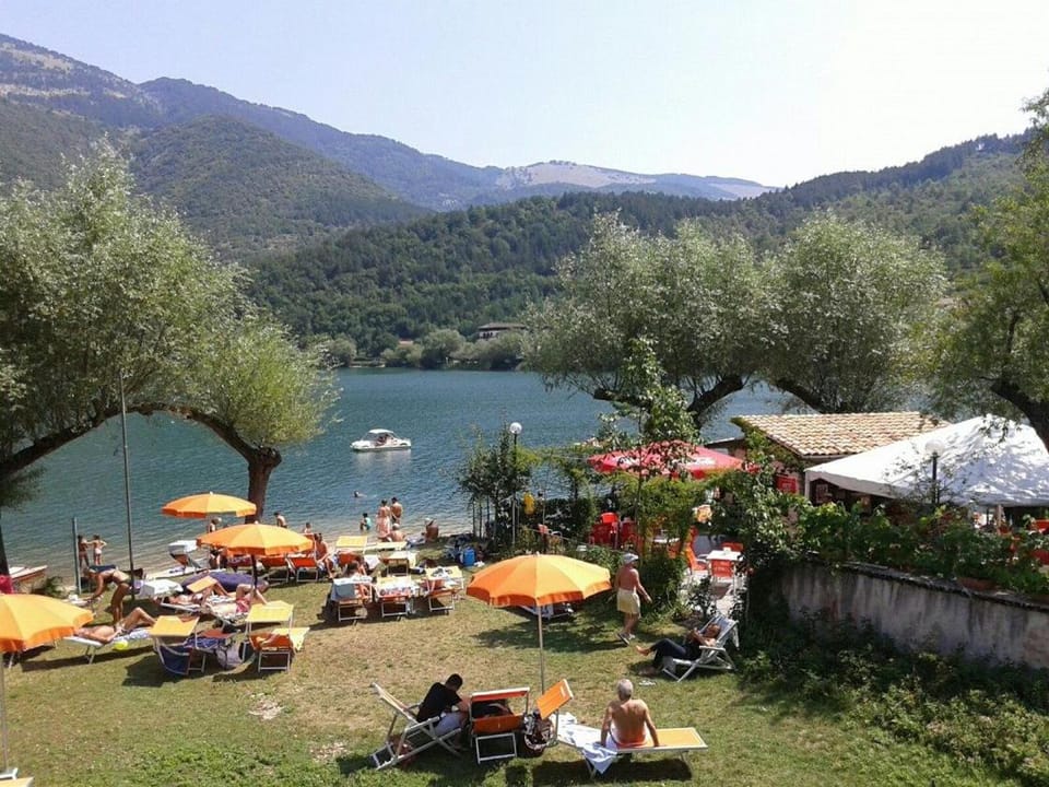Agriturismo Miralago Farm Stay in Abruzzo