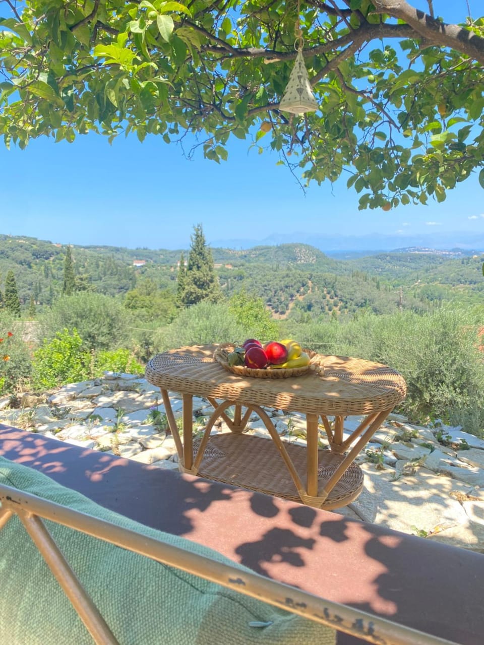 Spring, Day, Natural landscape, Balcony/Terrace, Dining area