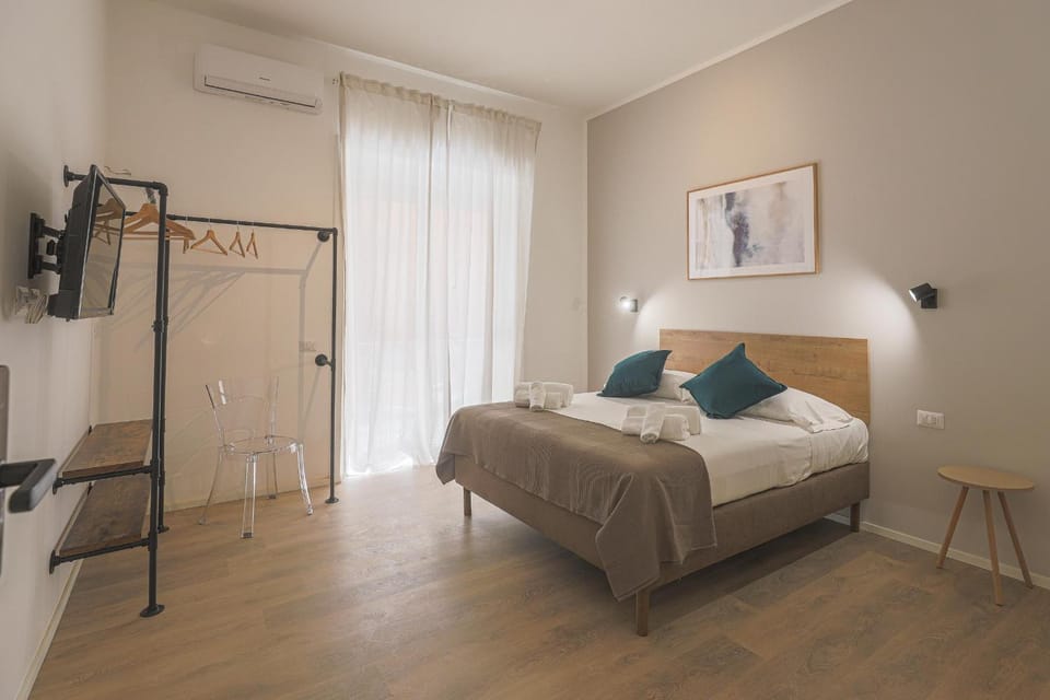 Bed, Photo of the whole room, Bedroom, towels, wardrobe, air conditioner
