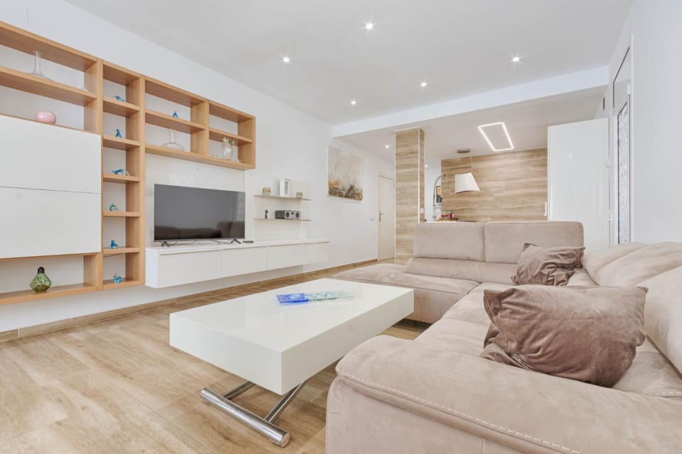 TV and multimedia, Living room