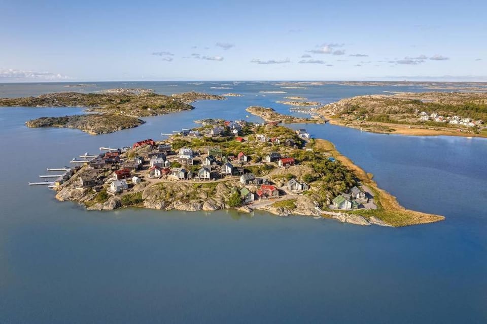 Neighbourhood, Natural landscape