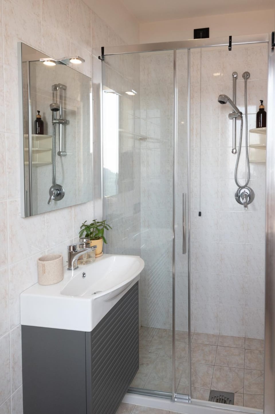 Shower, Bathroom