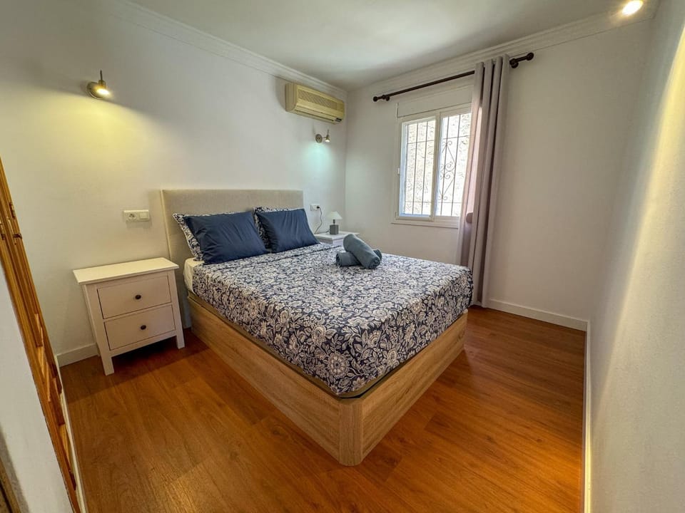 Living room, Bedroom