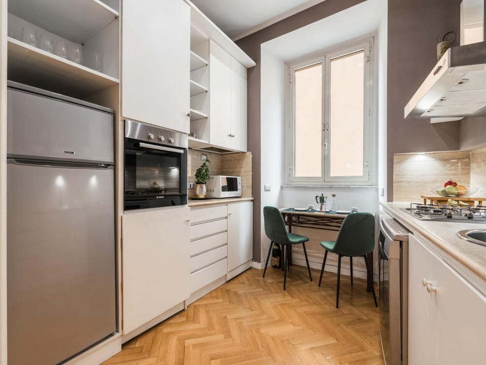 Kitchen or kitchenette, Dining area, dishwasher, oven, stove, toaster