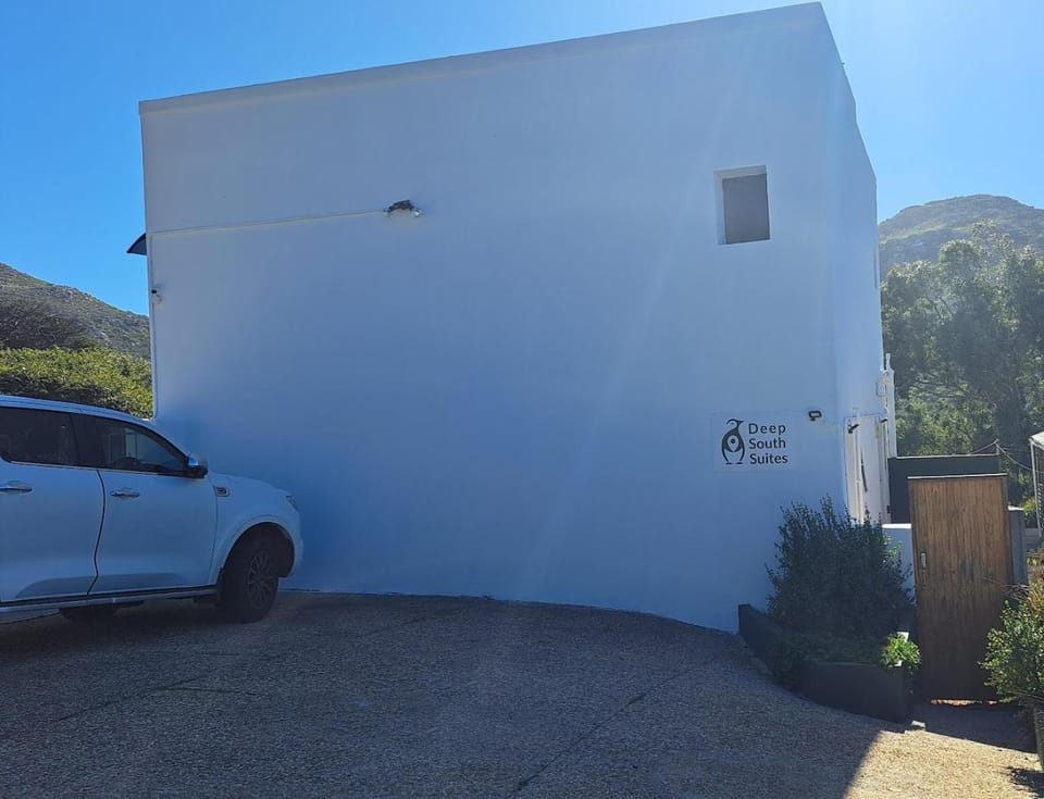 Property logo or sign, Street view