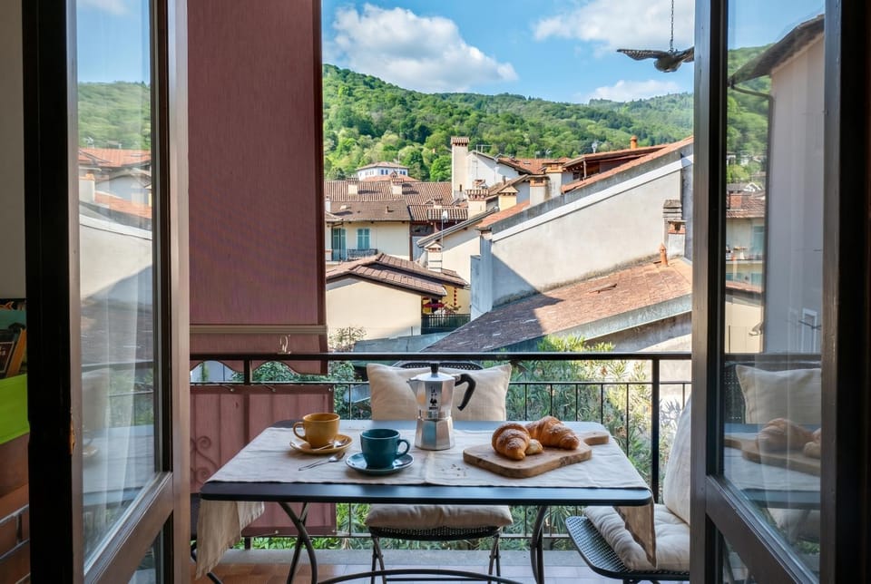 Property building, Balcony/Terrace