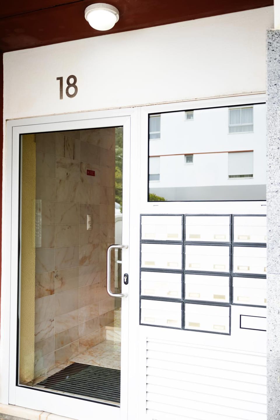 Facade/entrance
