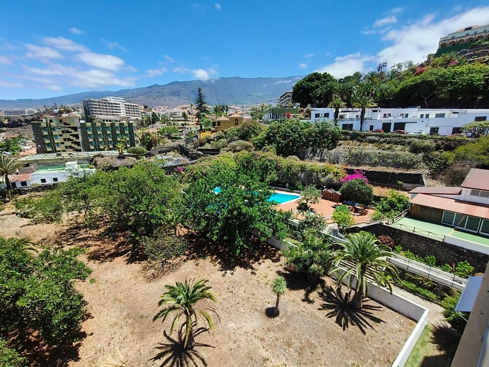 City view, Garden view, Mountain view, Pool view, Swimming pool