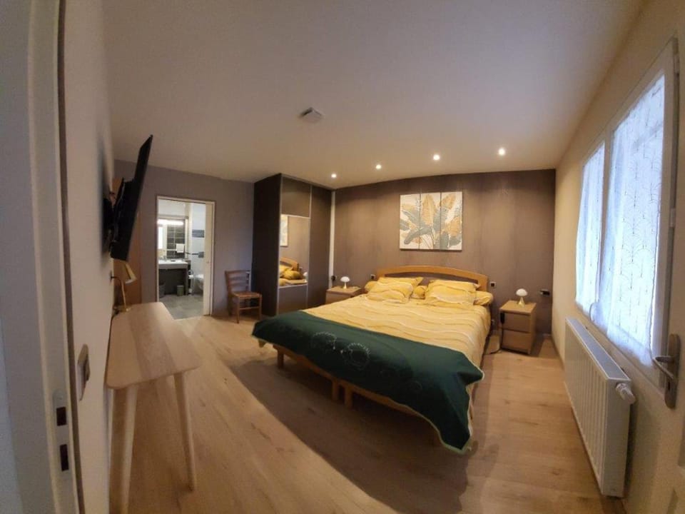 Gîte cosy avec jardin, terrasse et parking entre Châteaux de la Loire et ZooParc de Beauval - FR-1-491-350 House in Centre-Val de Loire