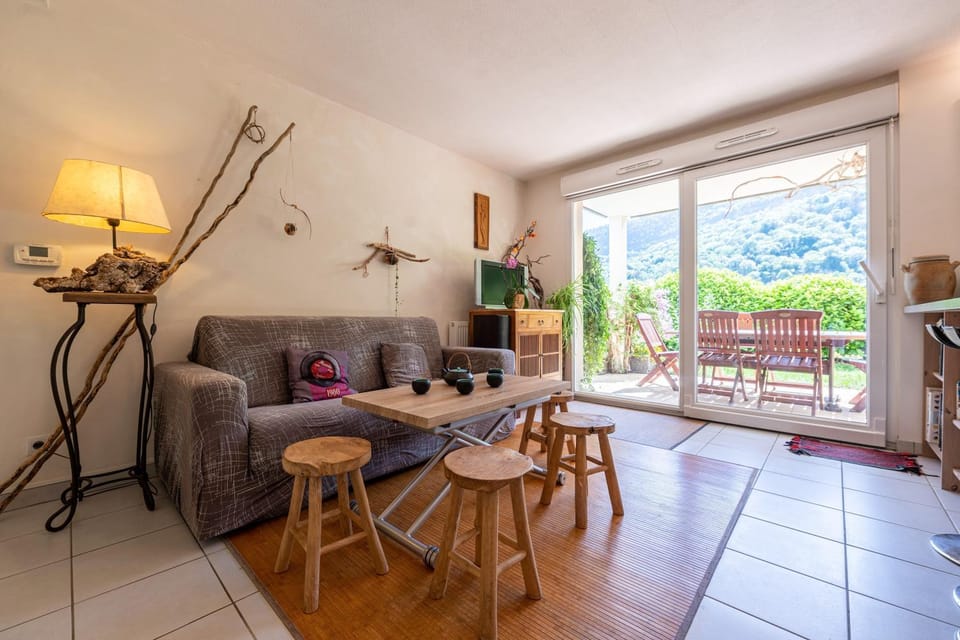 Property building, Living room