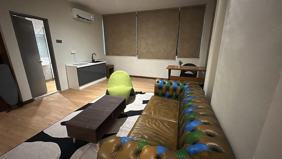 Photo of the whole room, Bedroom