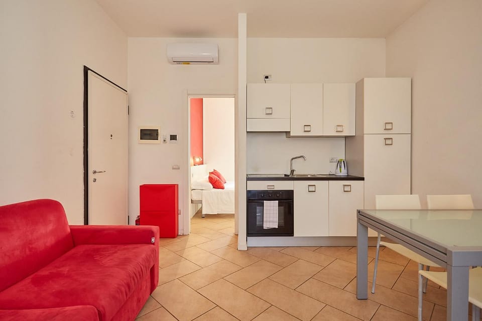 Kitchen or kitchenette, Living room, Dining area, oven, stove